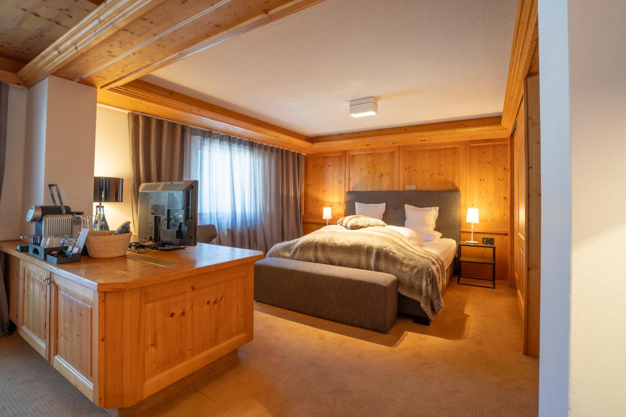 Hotel Madlein Ischgl Exteriör bild